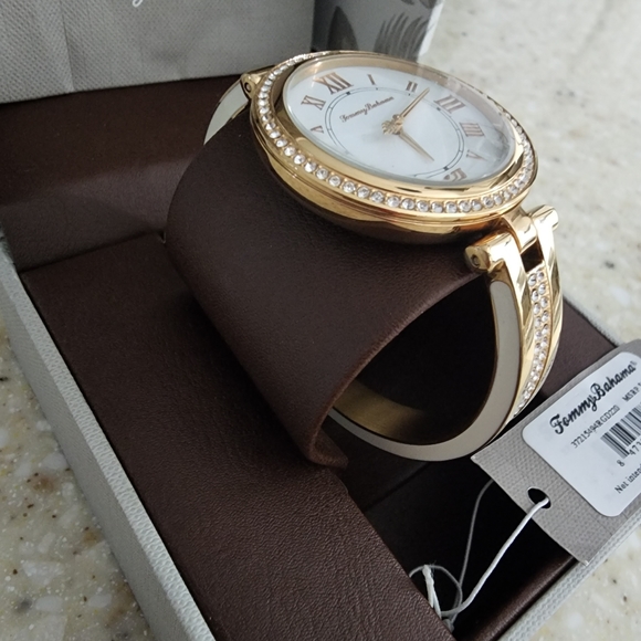 πRhinestone Rose Gold Bangle Watch π - Picture 10 of 11